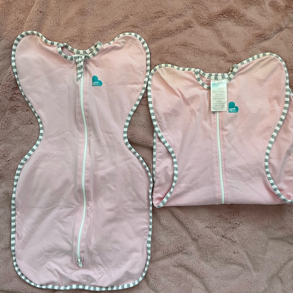 SOLD ⭐️ 2 Love to Dream sleep sacks